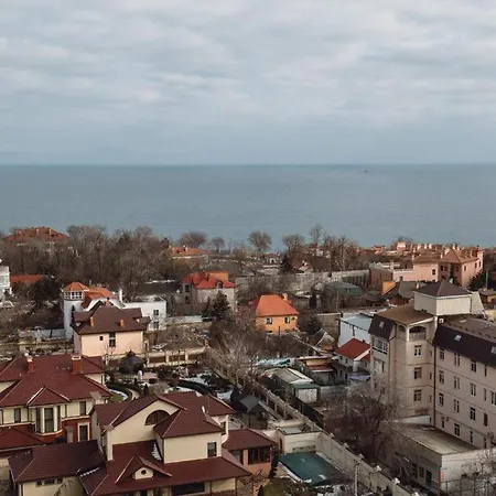 Aqvamarine Residense With Sea View 99ам Odesa